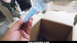 Bratty stepsister gets fooled into sucking jock