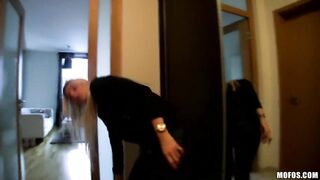 Public Pickups - Large Tit Czech Mia Hotty Widens Legs & Gets Twat Smashed by Martin for a Quick Mony