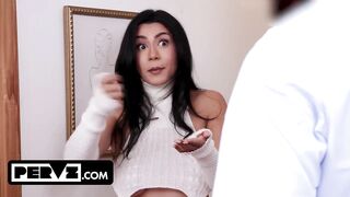 Thick Roxie Sinner Deepthroats Her Way Out Of A Very Awkward Situation