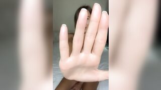 Hand blocks view but legs stay widen wide ?