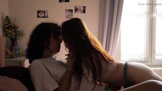 Lesbo Pegging a Sunday Morning in Daybed