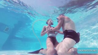 Minnie Comics and Eduard banging hardcore underwater