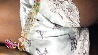 Afro queen bisects her leg wide 1