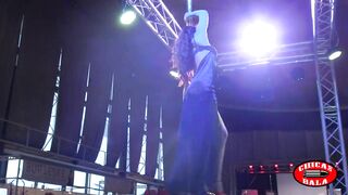 striptease in public