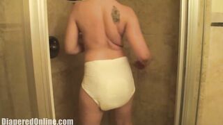 Adriana Diaper In Shower