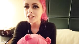 Jade Skye Hawt Vlog Volume I: The In nature's garb Beach!