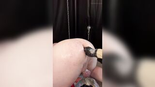 What a great sound when fisting