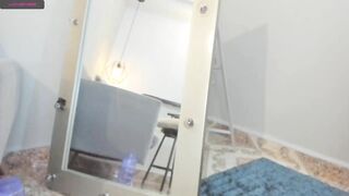 Colombian Camgirl’s Hirsute Vagina Implores for Knob
