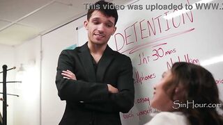 Detention Scolding Turns Hawt When This babe Can’t Stop Fapping