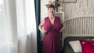 The absolute DISASTER of plus size dresses with _pumped up-in cups