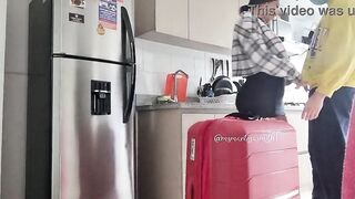 Stranger helps me with my suitcase after my journey And I pay him with a oral and creampie