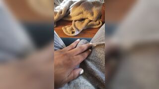 BInglesias Plays Coarse Tugjob In Grey Sweats