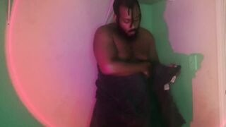 Unshaved Ebony Thick Rod Strokes In Towel