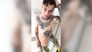 wet my shlong in the shower