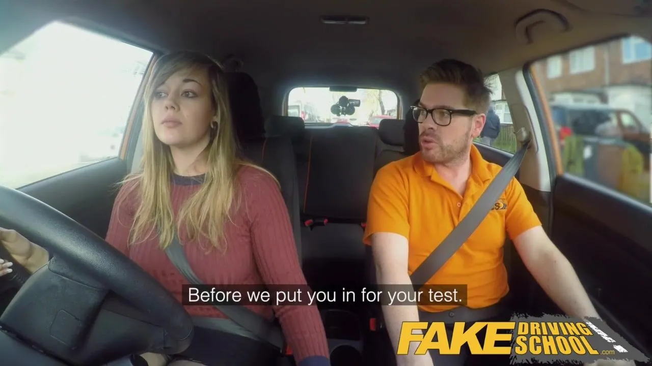 Free HD Fake Driving School 34F Bazookas Bouncing in driving lesson Vid