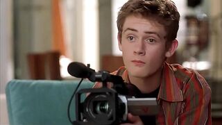 Anne Hathaway - Havoc