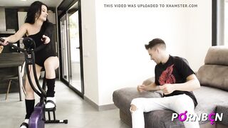 4k La madre de mi amigo me folla! Bianka Blue Spanish porn