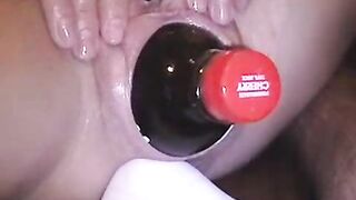 Pom Bottle in snatch