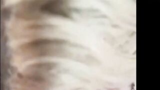 CoRnA aL TeLeFoNo (Cheating on Phone)