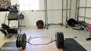 Fit Mother I'd Like To Fuck iPLEDGE deadlifts and dances undressed in the gym