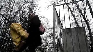 Have sex in the cemetery