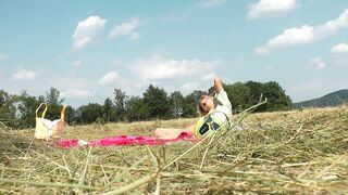 Taut Twat Hawt Bitches Sunbathing no pants and pants to fap on and cum on these large ass, legs and feet outdoors public