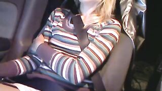 Teen gets finger climax in Car coconut_girl1991_070916 chaturbate REC