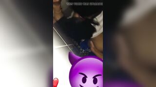 Main bontot awek dekat tandas tuisyen