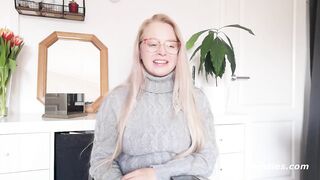 Ersties: Golden-Haired Playgirl Uses a Sex-Toy To Make Herself Squirt