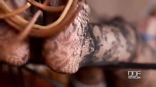 Maisie Rain, Kayla Green