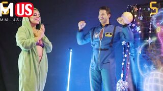 Alien Brings The Majority Gripping Game Show - LTV0028