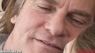 Hawt teen seduces her ally's father with her booty