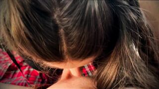 DIALOGHI ITALIANO studentessa squirta mentre le DISTRUGGO il culo .Merita un bel voto?