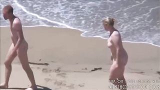 Exposed people on a nudist beach are sometimes having sex there, to amuse every other