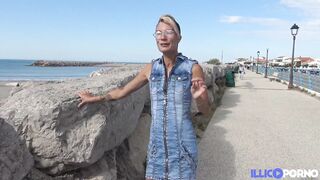 Hot mother i'd like to fuck Cheyenne likes outdoor anal sex