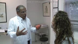 Large breasts beauty wish doctor to play with her breasts