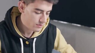 Jordi bangs his hawt teacher