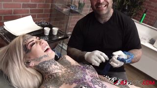 Sascha plays with Amber Luke whilst that babe gets tattooed
