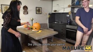 MATURE4K. Brunette Hair in ebony has no thing against stepson's ramrod in snatch