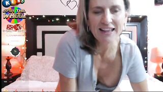 Sexy Mother I'd Like To Fuck on webcam