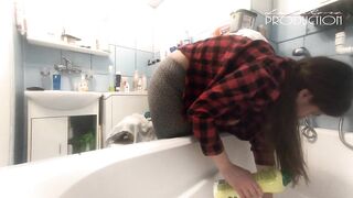 Large Bazookas Lena downblouse during the time that cleaning bathtube