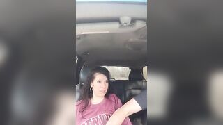 Very cute hottie gets fingered to climax in back seat