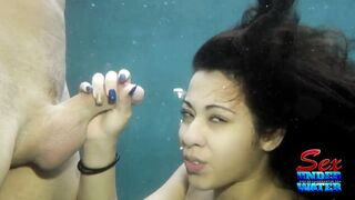 Latin Babe Sucks Rod Underwater
