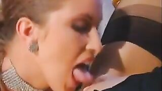 Valentina Valli and Julia Silver