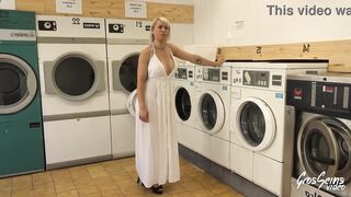 Hawt mother i'd like to fuck Kim finds 2 ramrods for double penetration