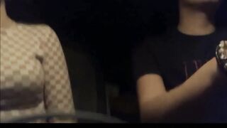 Il mio ragazzo non risponde al telefono e scopo il suo amico (dialoghi in italiano)