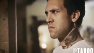 Encuentro a mi esposa follando con mi padre