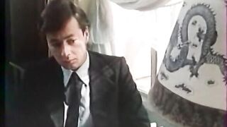 Les Bijoux De Famille (1975)