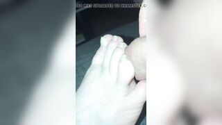 Amateur Mother I'd Like To Fuck Footjob Toes underneath Forskin (1)