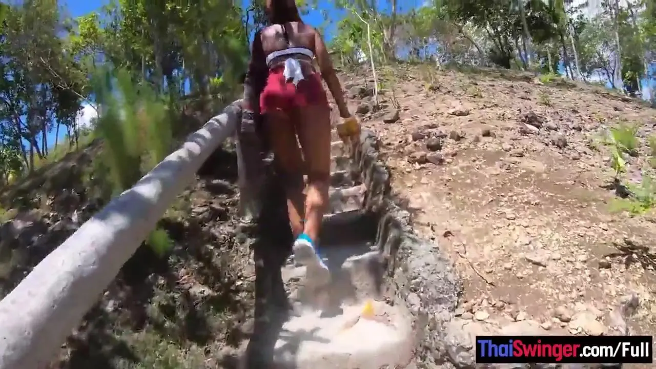 Thai swinger ziplining